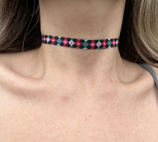 red and green argyle choker