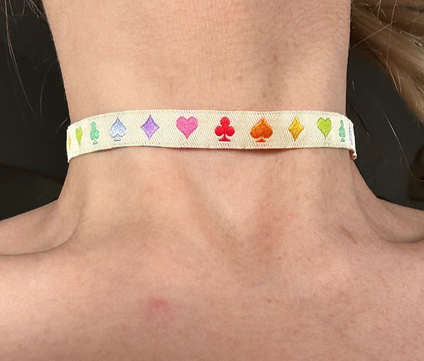 pastel suits choker necklace