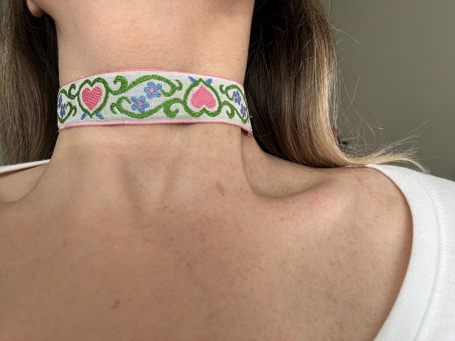 Pink Floral Hearts Ribbon Choker