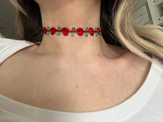 Red Rose Dainty Ribbon Choker