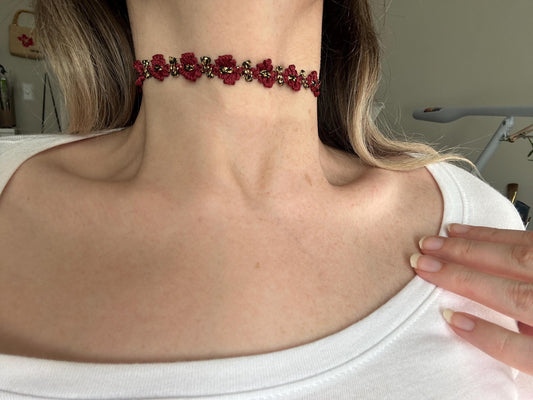 Dark Red Romantic Ribbon Choker